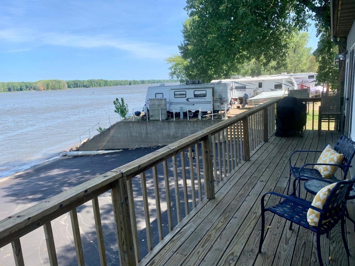Mississippi River Cabin Bellevue Buitenkant foto